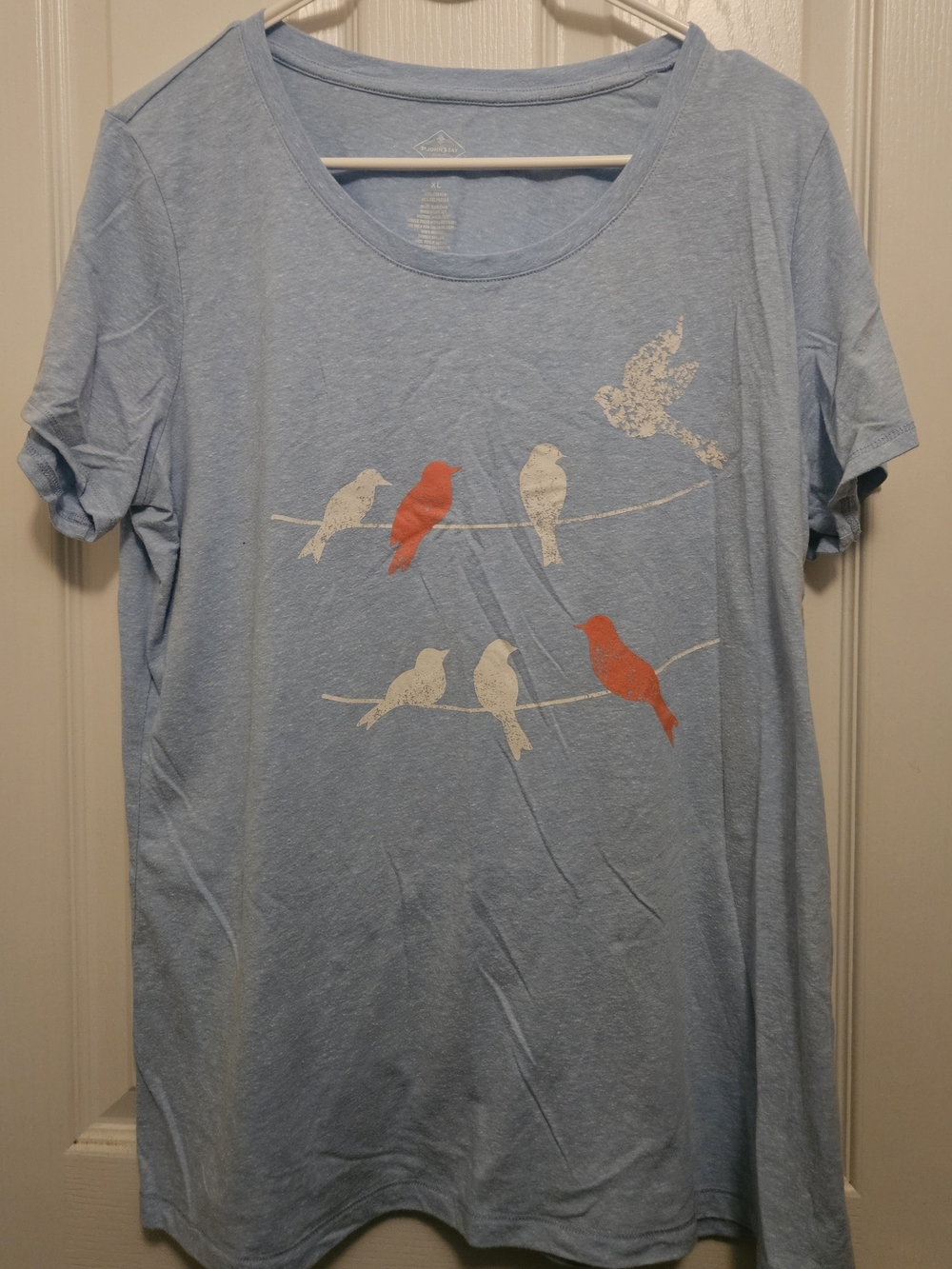 🎉 6 Items/$15 St John's Bay Light Blue Women’s Bird Graphic Tee with Red Accent